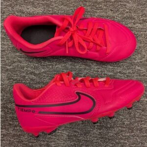 Nike Size 1.5Y Tiempo Legend 9 Club FG MG Pink Black Youth Soccer Cleats